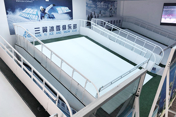 泰山模拟滑雪跳台 (1)(图1) 泰山模拟滑雪跳台 (1)(图1)